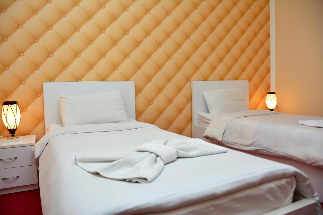 Vayk Hotel Luaran gambar